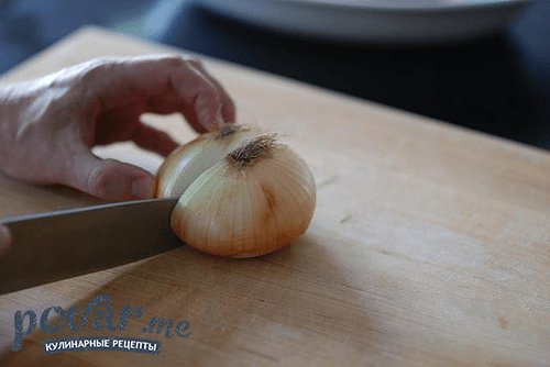 Как быстро резать лук соломкой