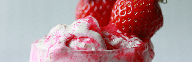 Клубничное мороженое - рецепт приготовления с фото
