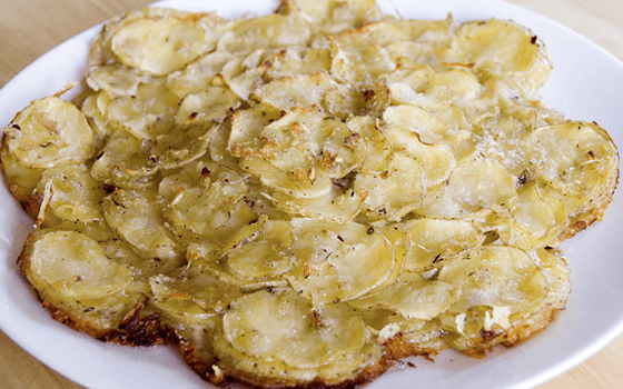 Картофельная запеканка в духовке - рецепт приготовления с фото
