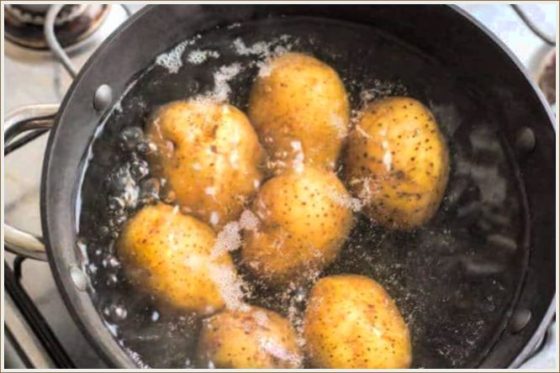 Как варить картошку для салата