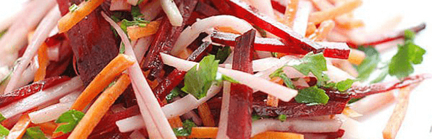 Салат из капусты со свеклой - рецепт приготовления с фото