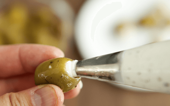 Фаршированные оливки - рецепт приготовления с фото